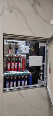 Люк под плитку Секрет 3.0 250*350 Люк под плитку Секрет 3.0 250*350