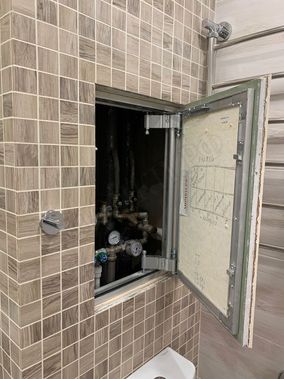 Люк под плитку Секрет 3.0 250*350 Люк под плитку Секрет 3.0 250*350