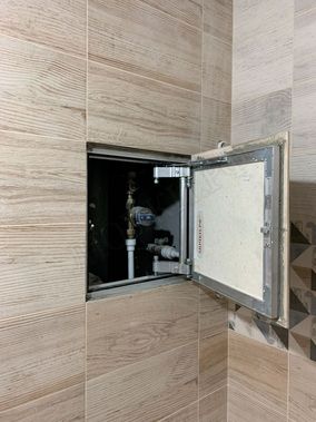 Люк под плитку Секрет 3.0 250*350 Люк под плитку Секрет 3.0 250*350