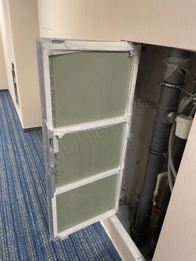 Скала 800*1200, Магнитно-нажимные замки (2 шт) Скала 800*1200, Магнитно-нажимные замки (2 шт)